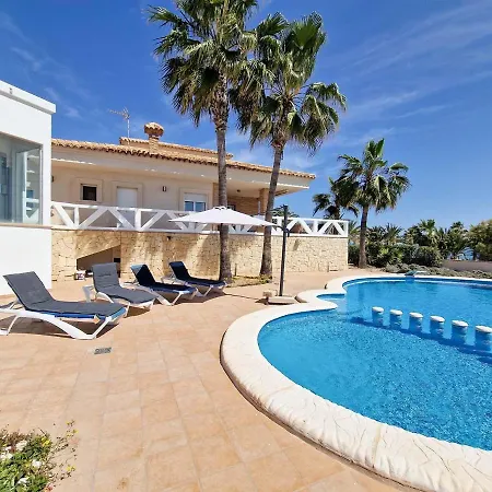 Frontline Playa Flamenca Villa