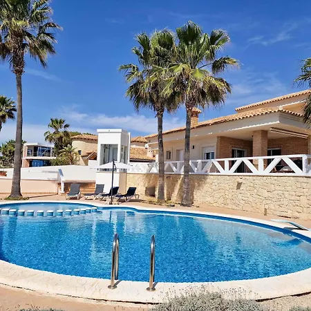 Вилла Frontline Playa Flamenca *