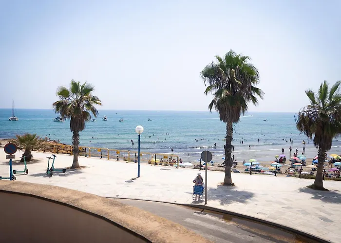 Frontline Playa Flamenca * אוריהואלה